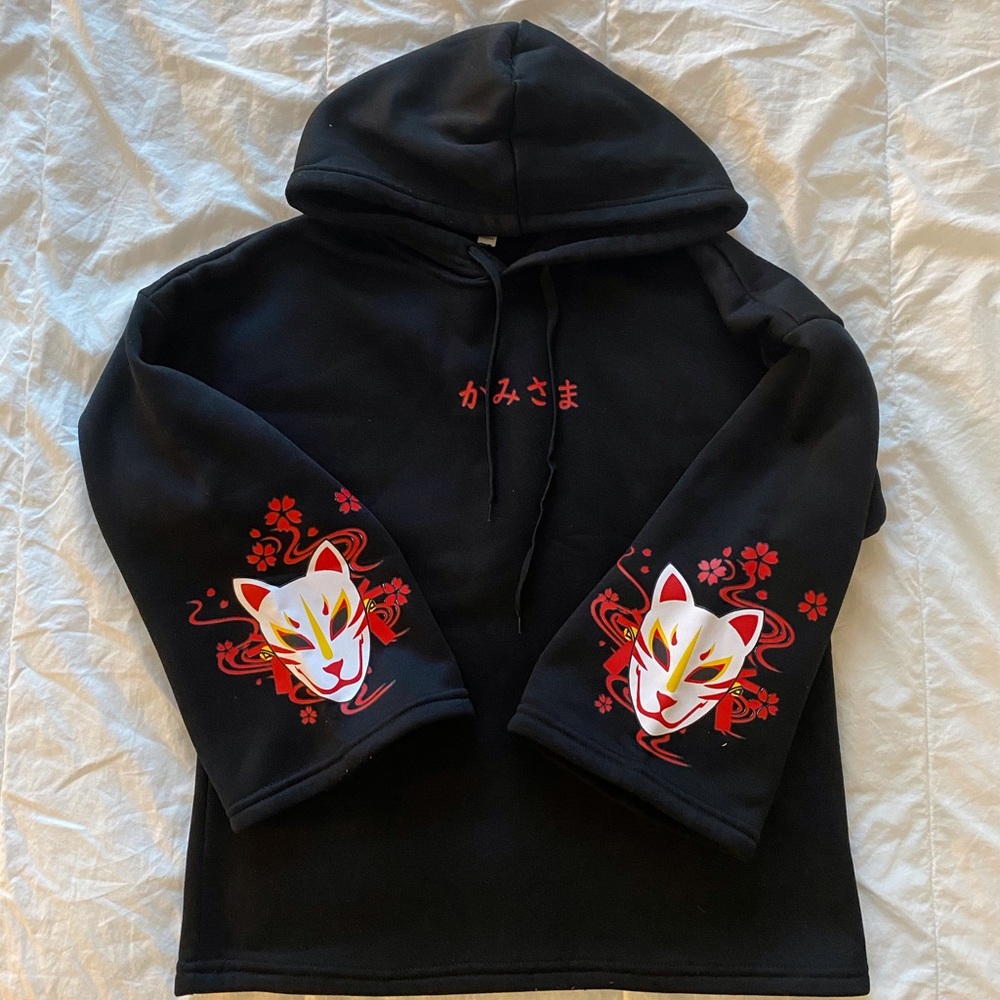 Black sweatshirt
